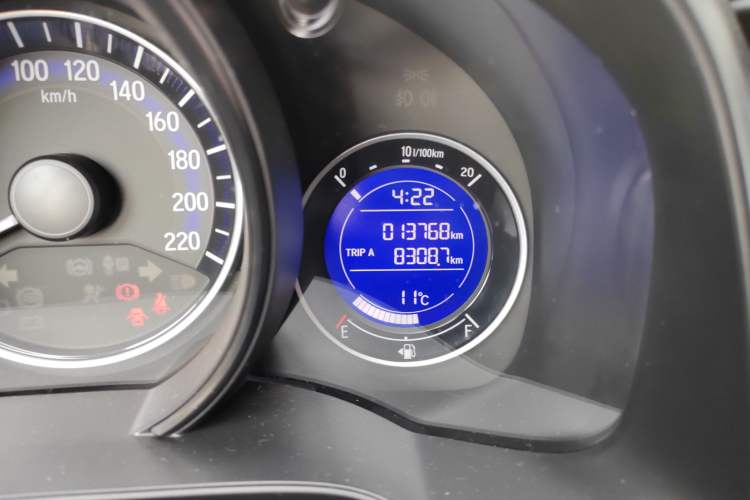 Used Honda Fit 2018 1.5L CVT Comfort Sunroof Version Odometer Close Up