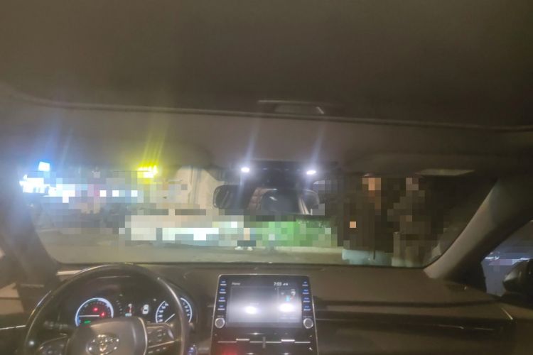 Used Toyota Avalon 2019 Dual-Engine 2.5L Luxury Edition China VI Standard Headliner