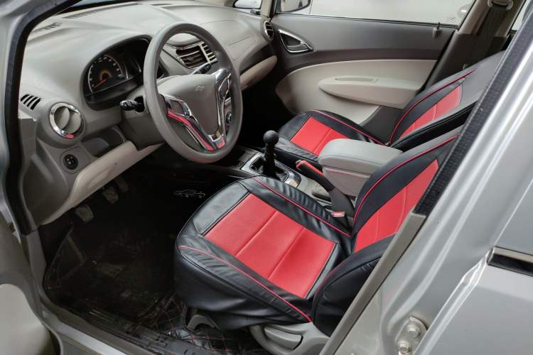 Used Chevrolet Sail 2013 Sedan 1.2L Manual Ideal Edition Left Front Seat