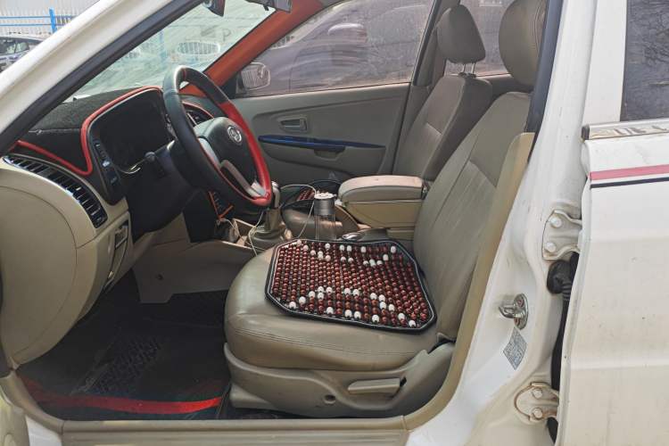 Used Soueast V3 Lingyue 2014 1.5L Manual Smart Edition Left Front Seat