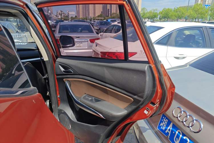 Used BYD Song 2019 1.5TI Manual Smart Connect Enhanced Model