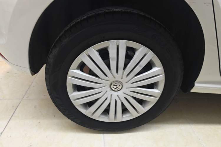 Used Volkswagen Polo 2018 1.5L Automatic Enjoyment Model Right Rear Wheel Hub