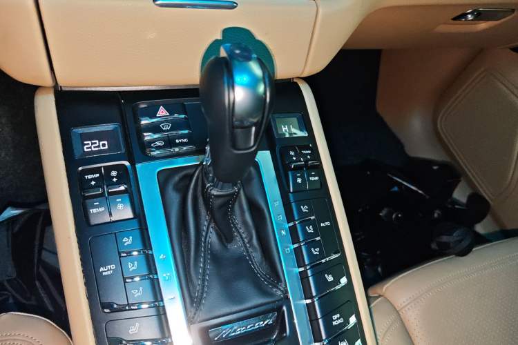 Used Porsche Macan 2017 Macan 2.0T
