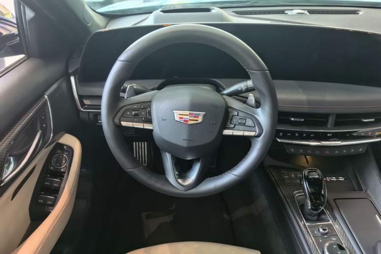 Used Cadillac CT5 2025 28T Track Performance Edition + Peak Track Optional Package
