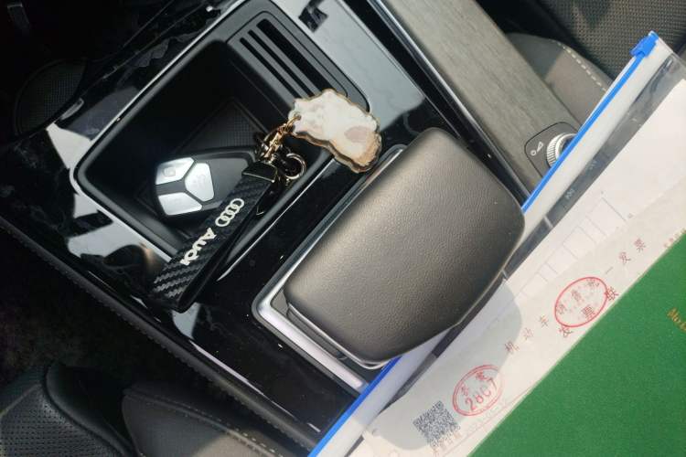 Used Audi A4L 2023 40 TFSI Luxury Dynamic Model
