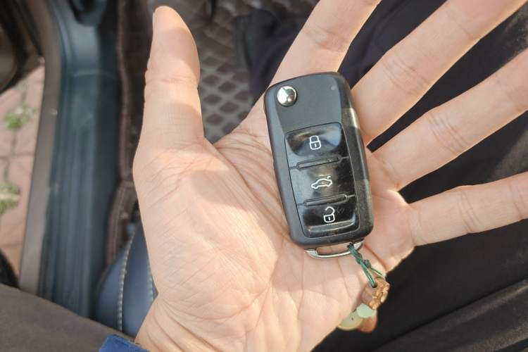 Used Skoda Kamiq 2020 1.5L Automatic Comfort Edition Vehicle Key