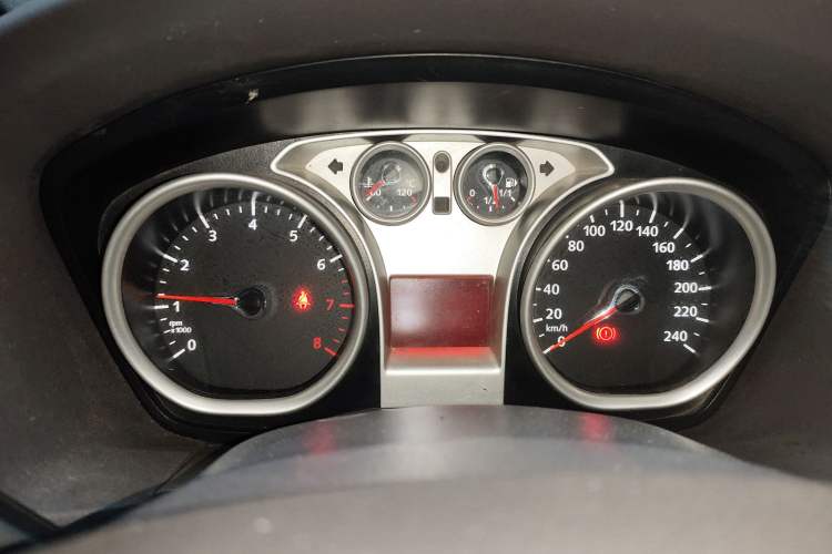 Used Ford Focus 2013 Hatchback Classic 1.8L Automatic Fashion Edition
