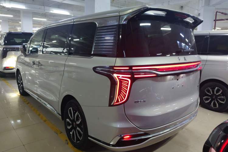Used Hongqi HQ9 2023 2.0T Smart Connect Flagship Edition