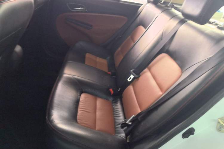 Used Geely Auto Diamond 2016 1.5L Manual Elite Edition Left Rear Seat