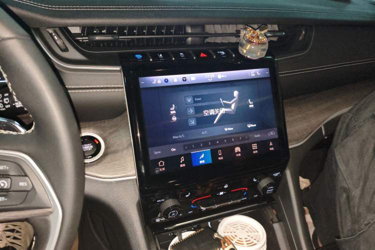 Used Jeep Grand Cherokee New Energy 2024 4xe Peak Edition