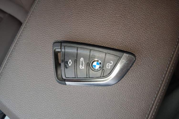 Used BMW 3 Series 2021 Second Facelift 320Li M Sport Package
