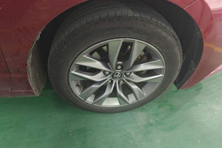 Used Toyota Avalon 2019 Dual-Engine 2.5L Luxury Edition China VI Standard Right Front Wheel Hub