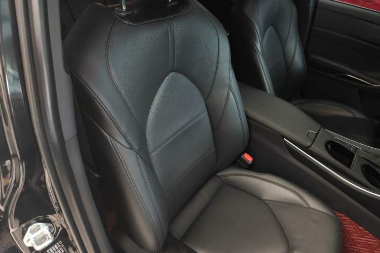 Used Toyota Avalon 2021 2.5L Luxury Edition