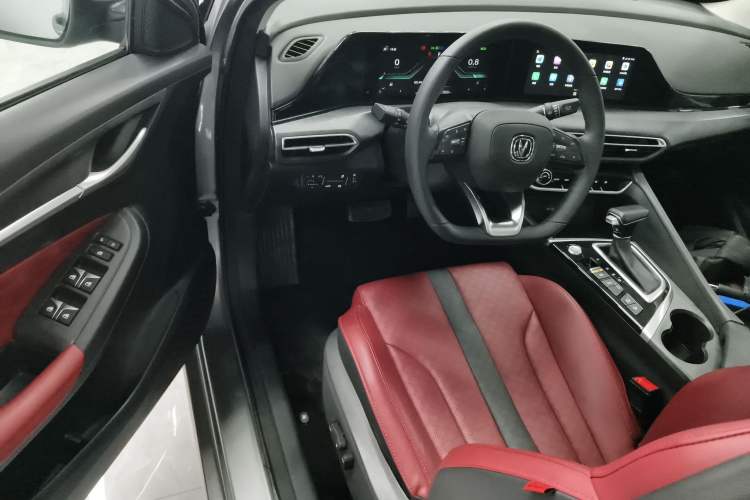 Used CHANGAN Eado 2021 PLUS Blue Whale NE 1.4T GDI DCT Flagship Model
