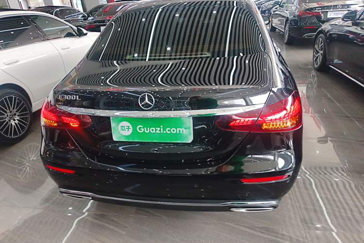 Used Mercedes-Benz E-Class 2022 Second Facelift E 300 L Luxury Edition
