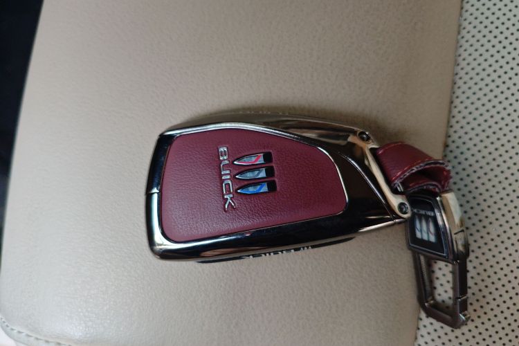 Used Buick GL8 New Energy 2025 Lu Shang Luxury Edition 7-Seater Vehicle Key