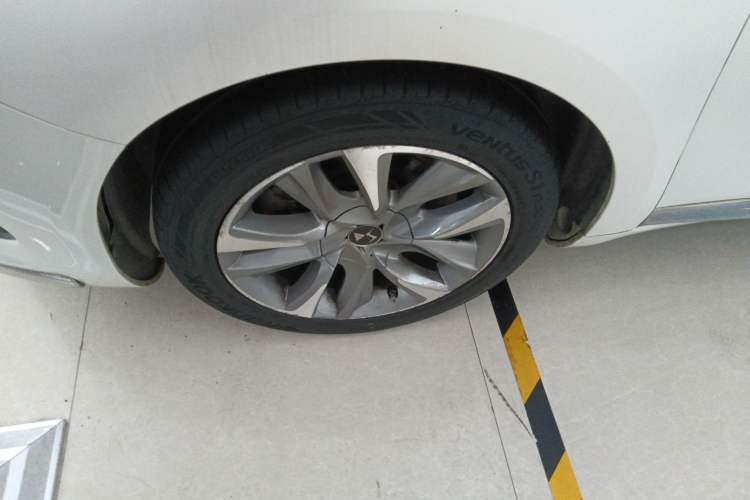 Used DS 5 2014 1.6T Luxury Edition THP200