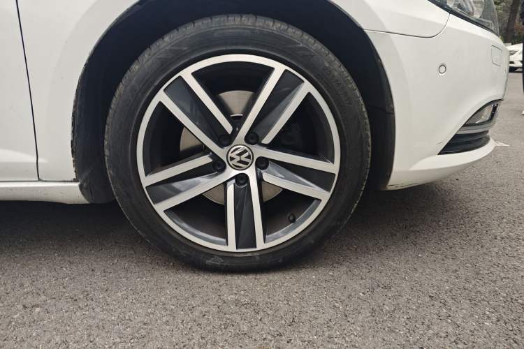 Used Volkswagen FAW-Volkswagen CC 2015 1.8TSI Luxury Model
