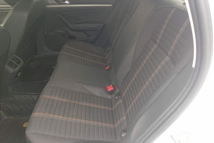 Used Volkswagen Lavida 2019 280TSI DSG Comfort Edition China VI standard Left Rear Seat