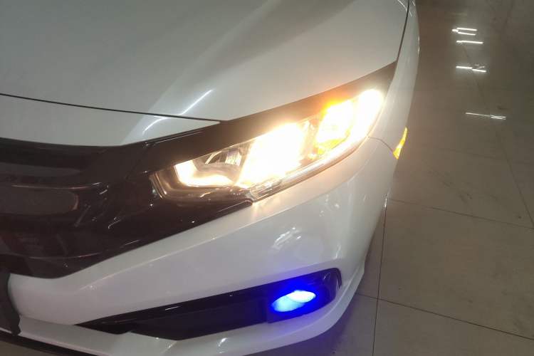 Used Honda Civic 2019 220TURBO CVT Dynamic Edition China VI Emission Standard Left Front Headlight