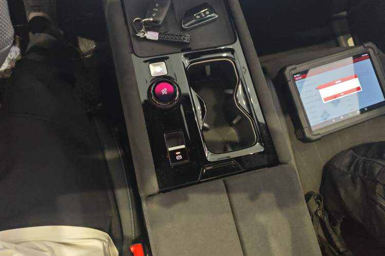 Used Volkswagen Teramont 2025 Tiguan Pro 450TSI Four-Wheel Drive Summit Edition Gear Lever