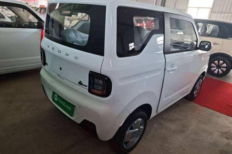Used Geely Galaxy Panda 2024 Panda Mini 200km Endurance Bear Rear Right 45 Deg