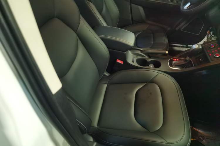 Used Bestune X40 2018 Internet Celebrity Edition 1.6L Automatic Luxury Version
