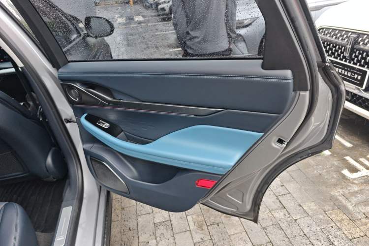 Used Lincoln Z 2024 2.0T Two-Wheel Drive Prestige Hybrid Version
