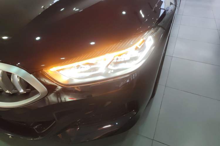 Used BMW 8 Series 2022 840i Four-Door Coupe M Sport Package