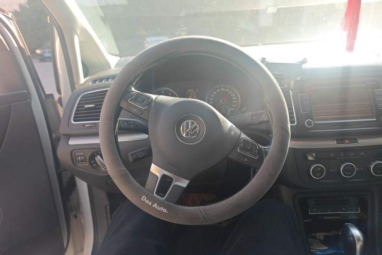 Used Volkswagen Sharan 2013 1.8TSI Standard Model Steering Wheel