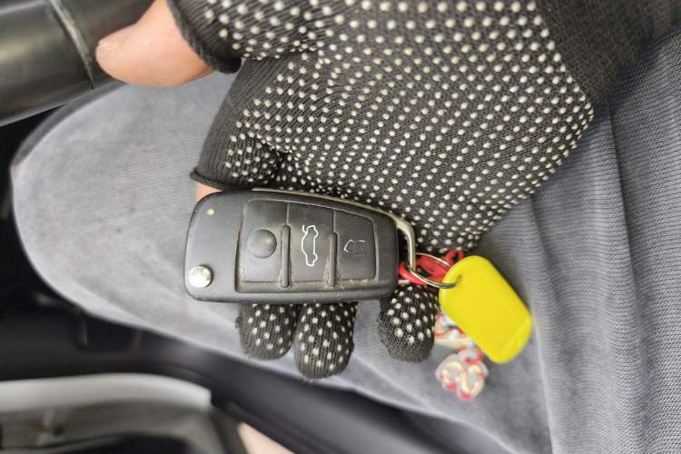 Used Audi Q3 2015 35 TFSI Comfort Model Vehicle Key