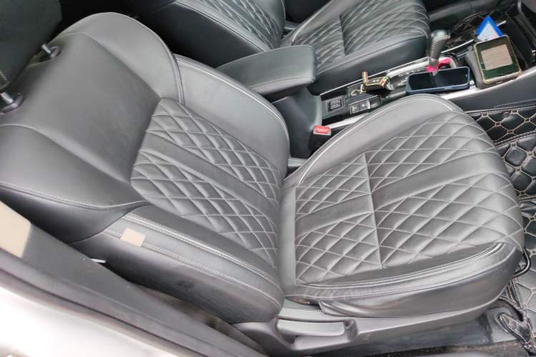 Used Mitsubishi Outlander 2021 Revised Version 2.0L Two-Wheel Drive Enjoyment Edition 5 Seats