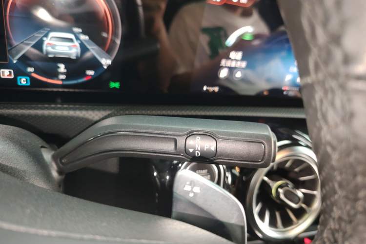 Used Mercedes-Benz A-Class 2021 A 200 L Sport Sedan Fashion Model
