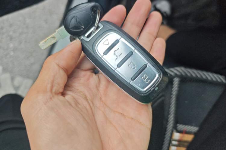 Used Dongfeng Fengon 580 2018 1.5T CVT Luxury Model
