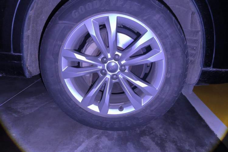 Used Audi Q7 2018 40 TFSI Comfort Model