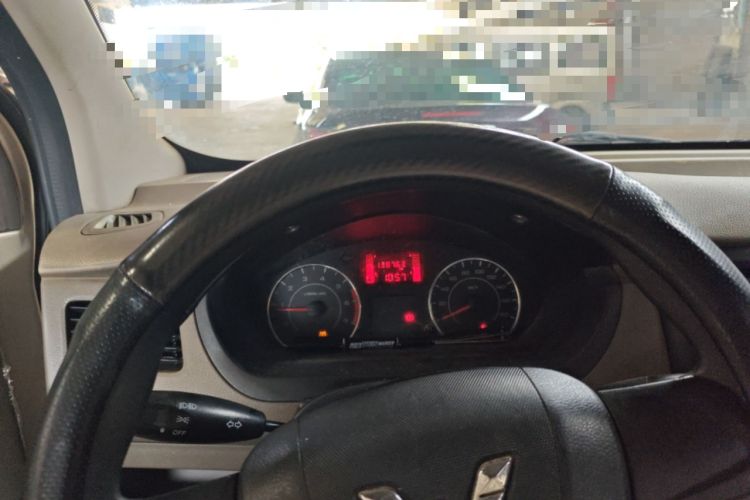 Used Wuling Rongguang V 2019 1.5L Practical Model China VI LAR Instrument Cluster