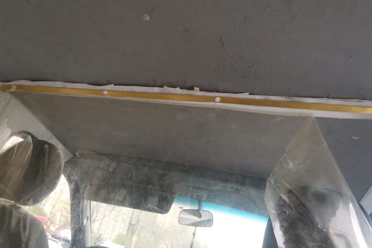 Used Jinbei Express 2020 2.0L China VI Standard Practical 6-Seater G6P-5 1TZS