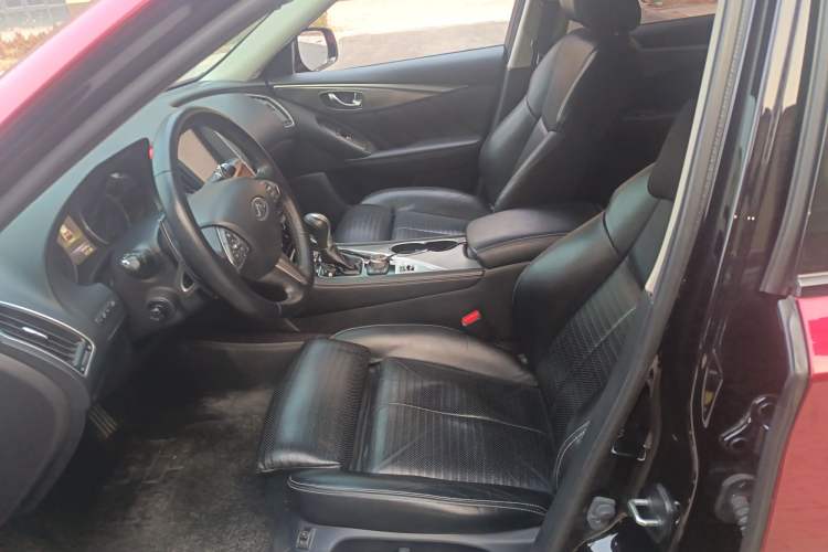 Used Infiniti Q50 2014 3.7L Luxury Sport Edition Left Front Seat