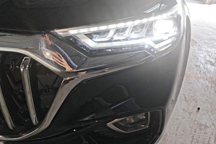 Used Hongqi HS5 2022 Revised Version 2.0T Smart Connect Flagship Edition