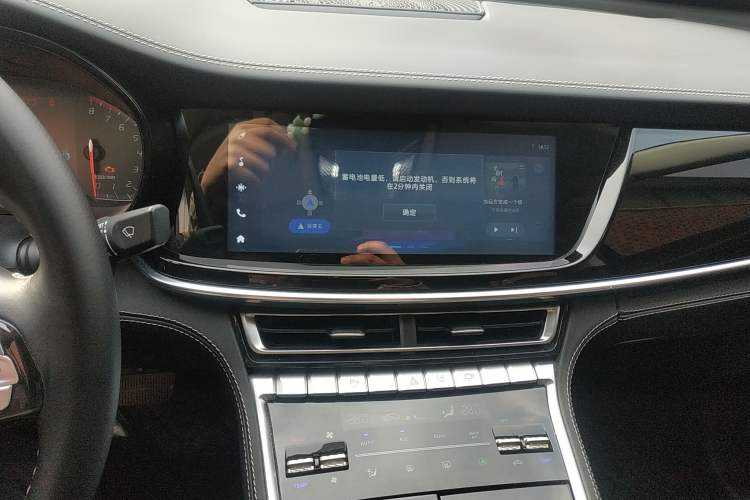 Used Changan CS85 COUPE 2019 1.5T DCT Luxury Version China VI Standard
