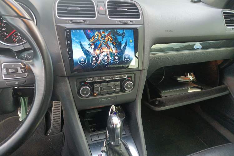 Used Volkswagen Golf 2012 1.4TSI Luxury Convertible Edition Audio And AC Panel