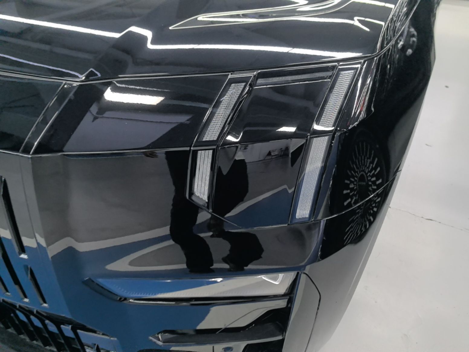 Zeekr 009 2024 Six-Seat Executive Version 4WD 108 kWh — снимка 8