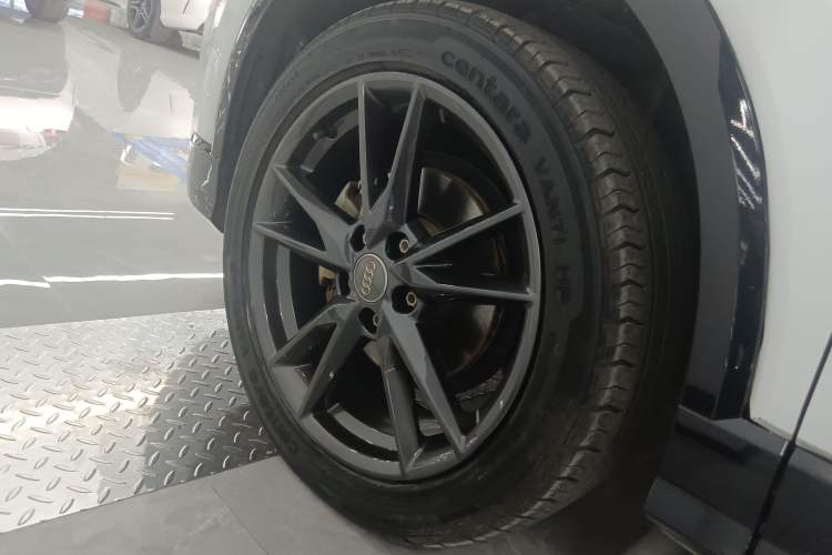 Used Audi Q2L 2020 35 TFSI Ambition Dynamic Edition
