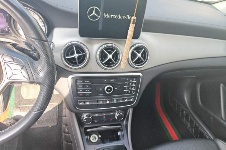 Used Mercedes-Benz GLA 2016 GLA 220 4MATIC Fashion Edition
