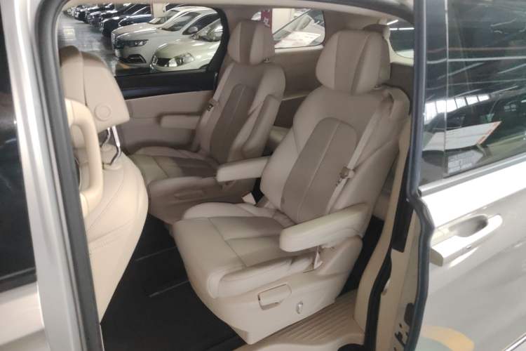 Used Buick GL8 2023 ES Lu Zun Deluxe Model
