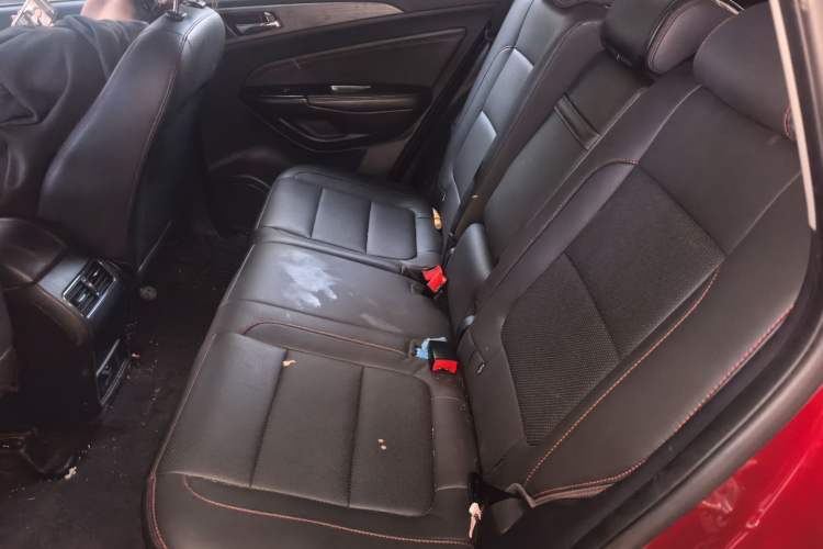 Used CHANGAN CS75 2017 Shangku Edition 1.5T Manual ZhiXiang Model Left Rear Seat