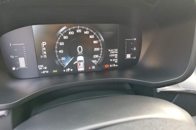 Used Volvo XC60 2021 T5 4x4 Smart Luxury Edition