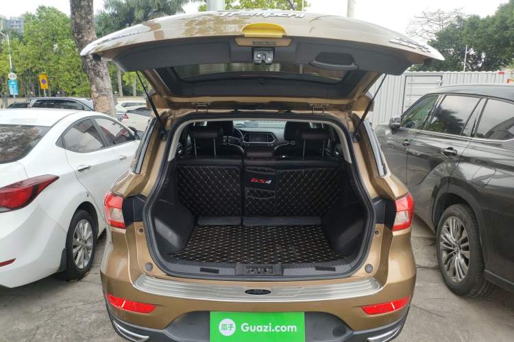 Used GAC Trumpchi GS4 2017 235T Automatic Two-Wheel Drive Luxury Smart Connectivity Version Trunk