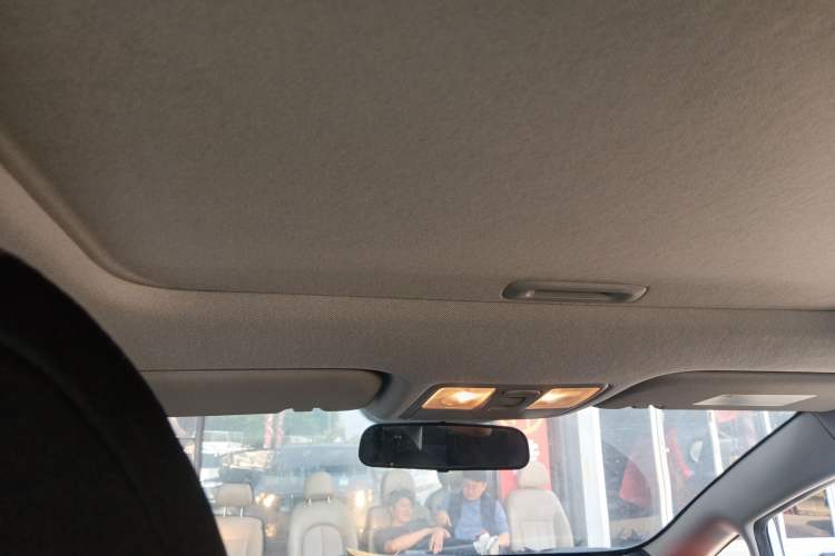 Used Kia K3 2016 1.6L Automatic with Sunroof