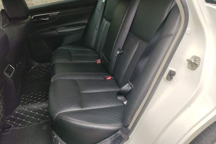 Used Nissan Teana 2016 2.0L XL-Upper Smart Edition Left Rear Seat